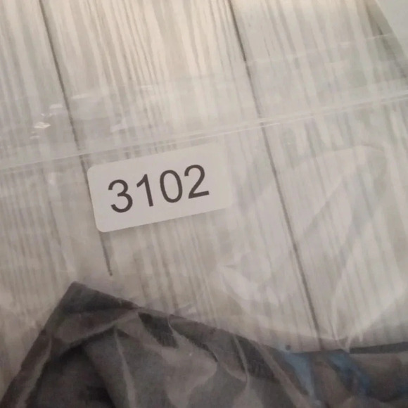 Figs Pilar technical collection scrub top limited edition graphite size XXS wome - Picture 12 of 12